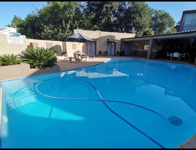 8 BEDROOM HOUSE FOR SALE IN VANDERBIJLPARK SW 5